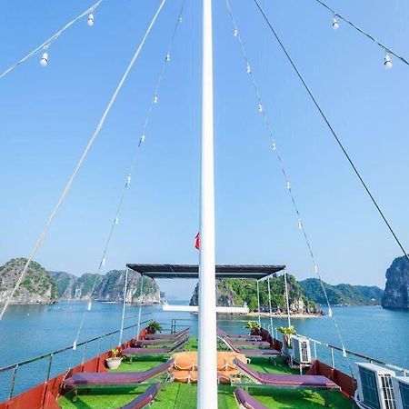 Hotel Cat Ba Bay Cruises Dong Khe Sau Exteriér fotografie