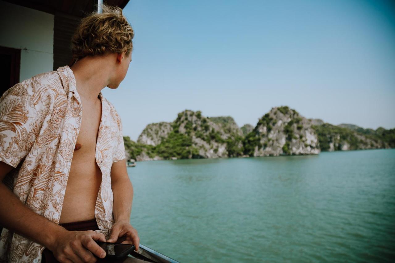 Hotel Cat Ba Bay Cruises Dong Khe Sau Exteriér fotografie