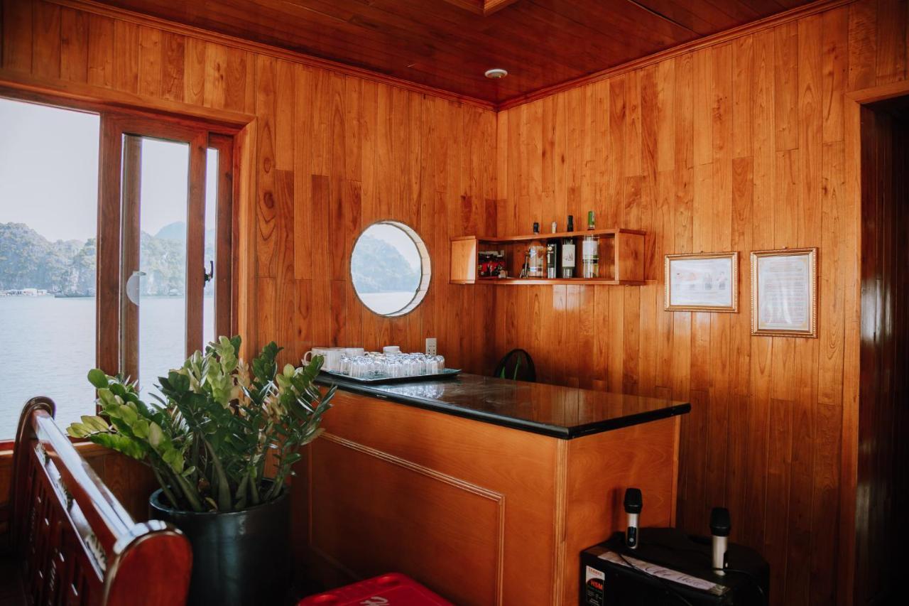 Hotel Cat Ba Bay Cruises Dong Khe Sau Exteriér fotografie