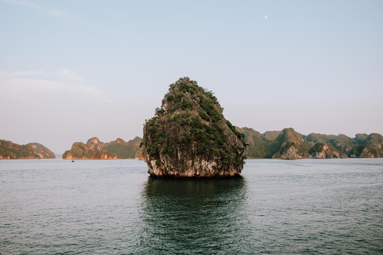 Hotel Cat Ba Bay Cruises Dong Khe Sau Exteriér fotografie