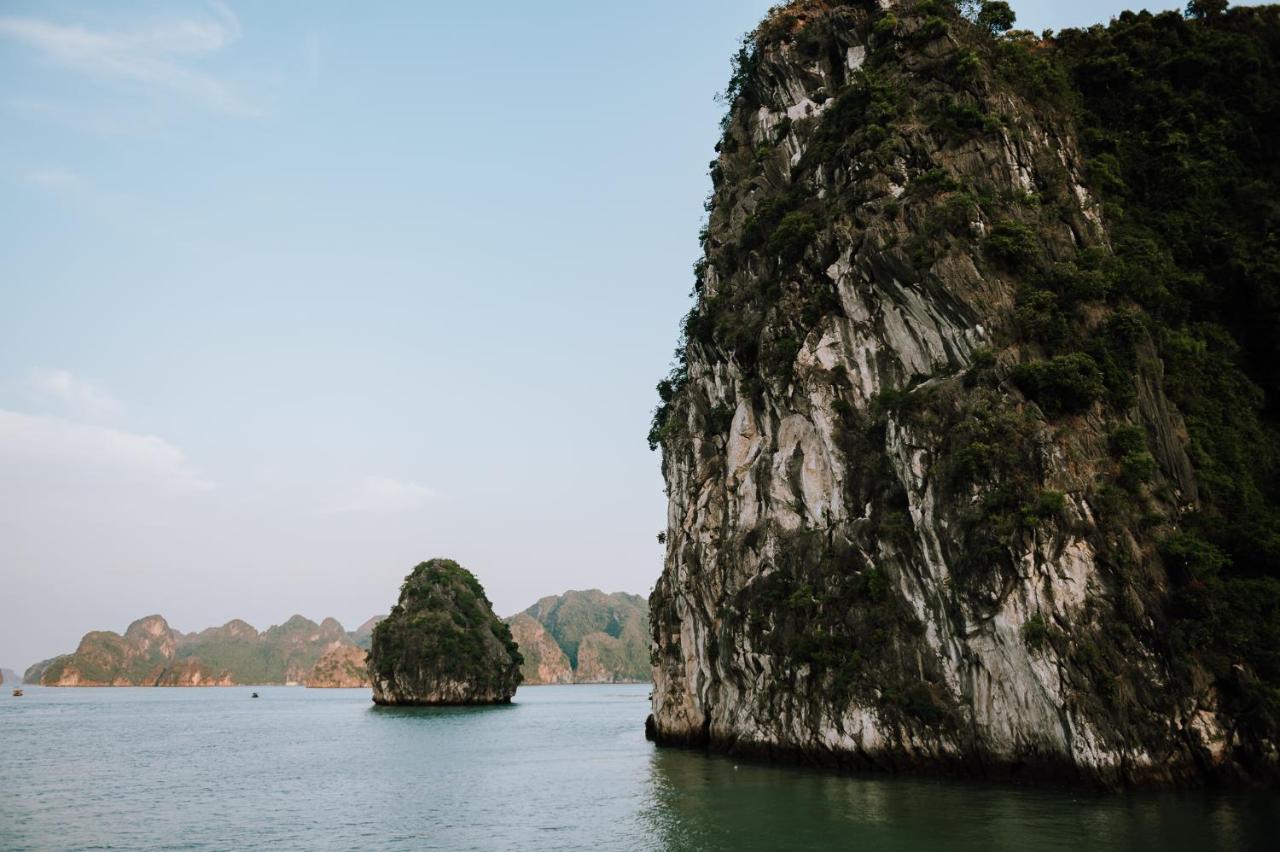 Hotel Cat Ba Bay Cruises Dong Khe Sau Exteriér fotografie