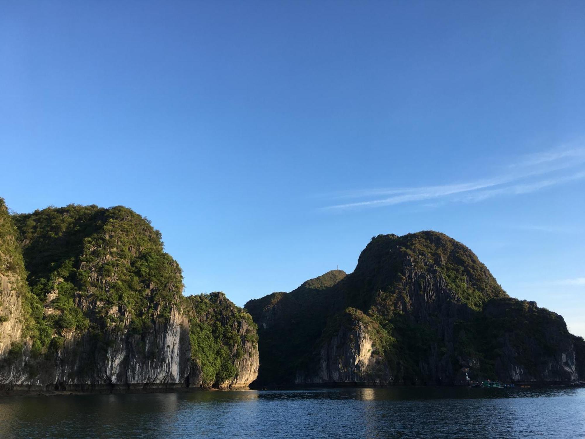Hotel Cat Ba Bay Cruises Dong Khe Sau Exteriér fotografie