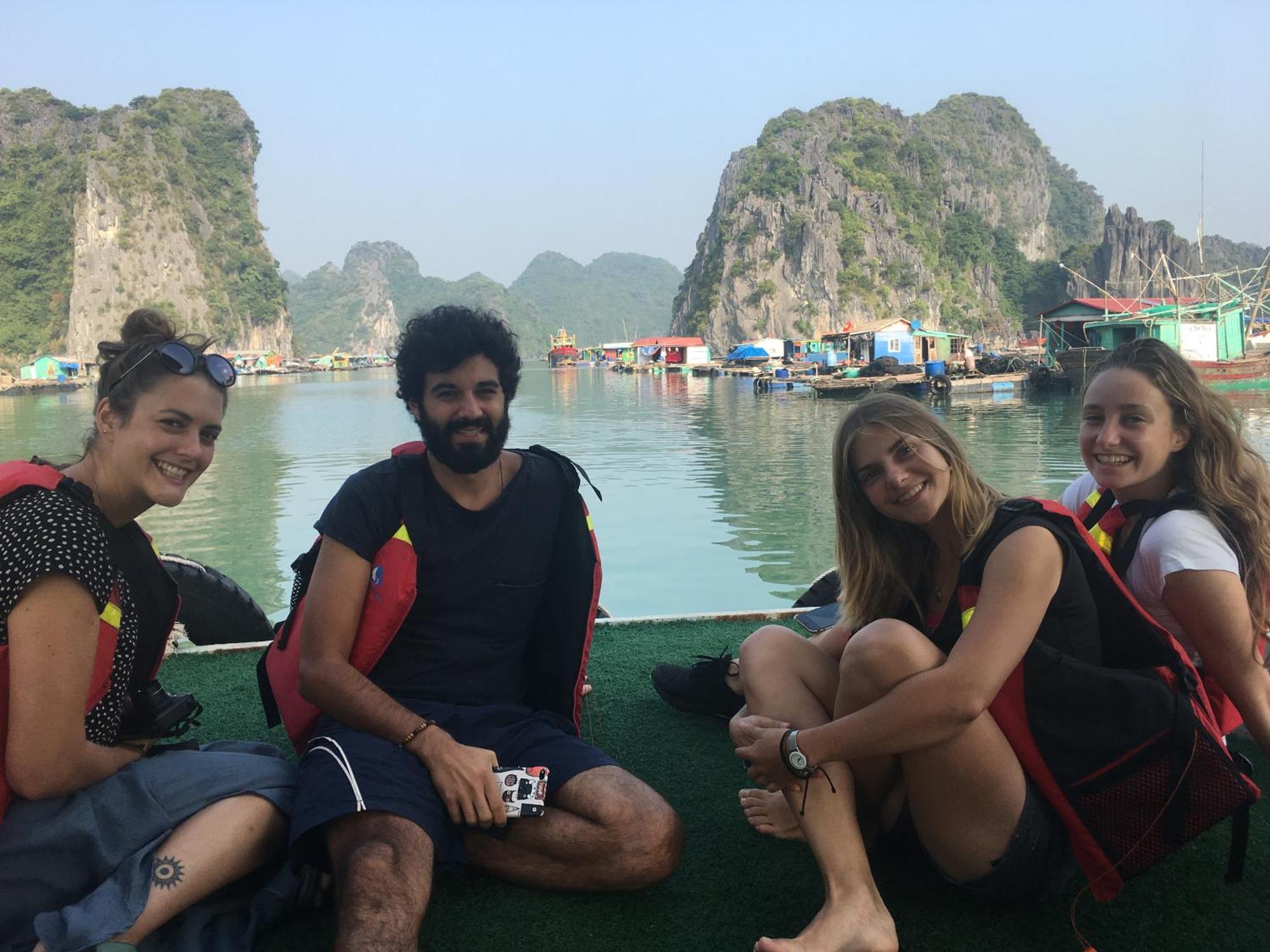 Hotel Cat Ba Bay Cruises Dong Khe Sau Exteriér fotografie