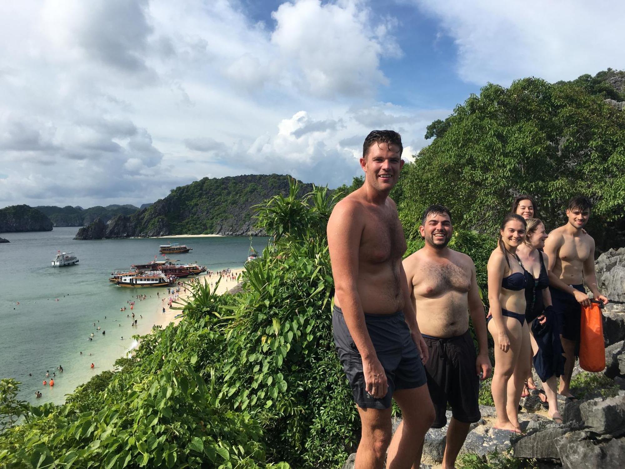 Hotel Cat Ba Bay Cruises Dong Khe Sau Exteriér fotografie
