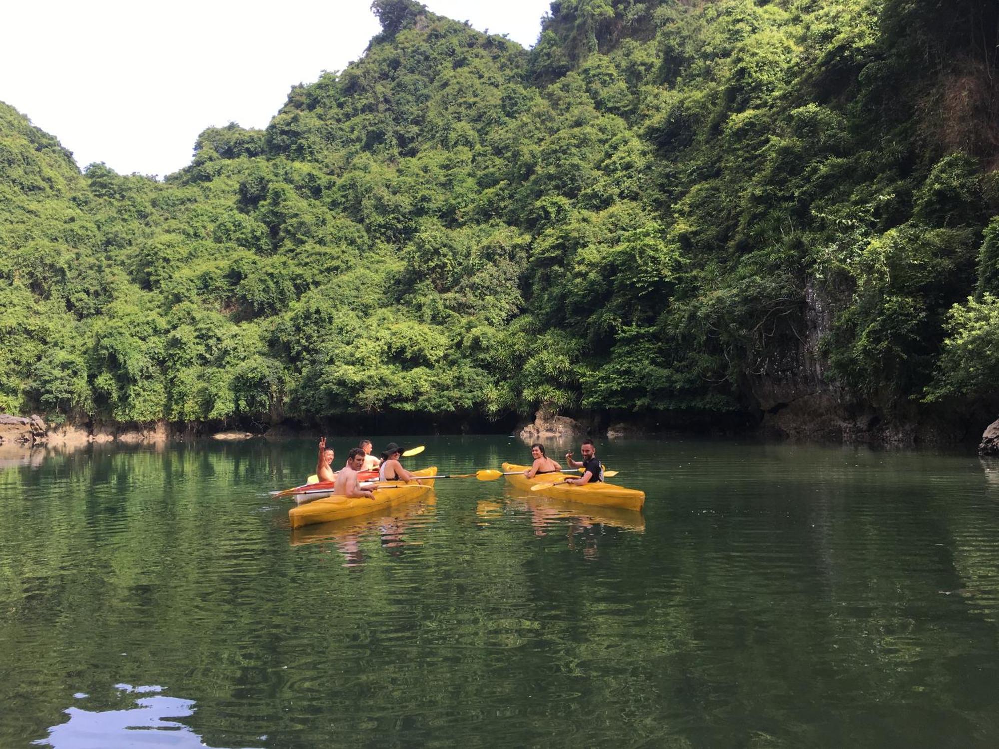 Hotel Cat Ba Bay Cruises Dong Khe Sau Exteriér fotografie