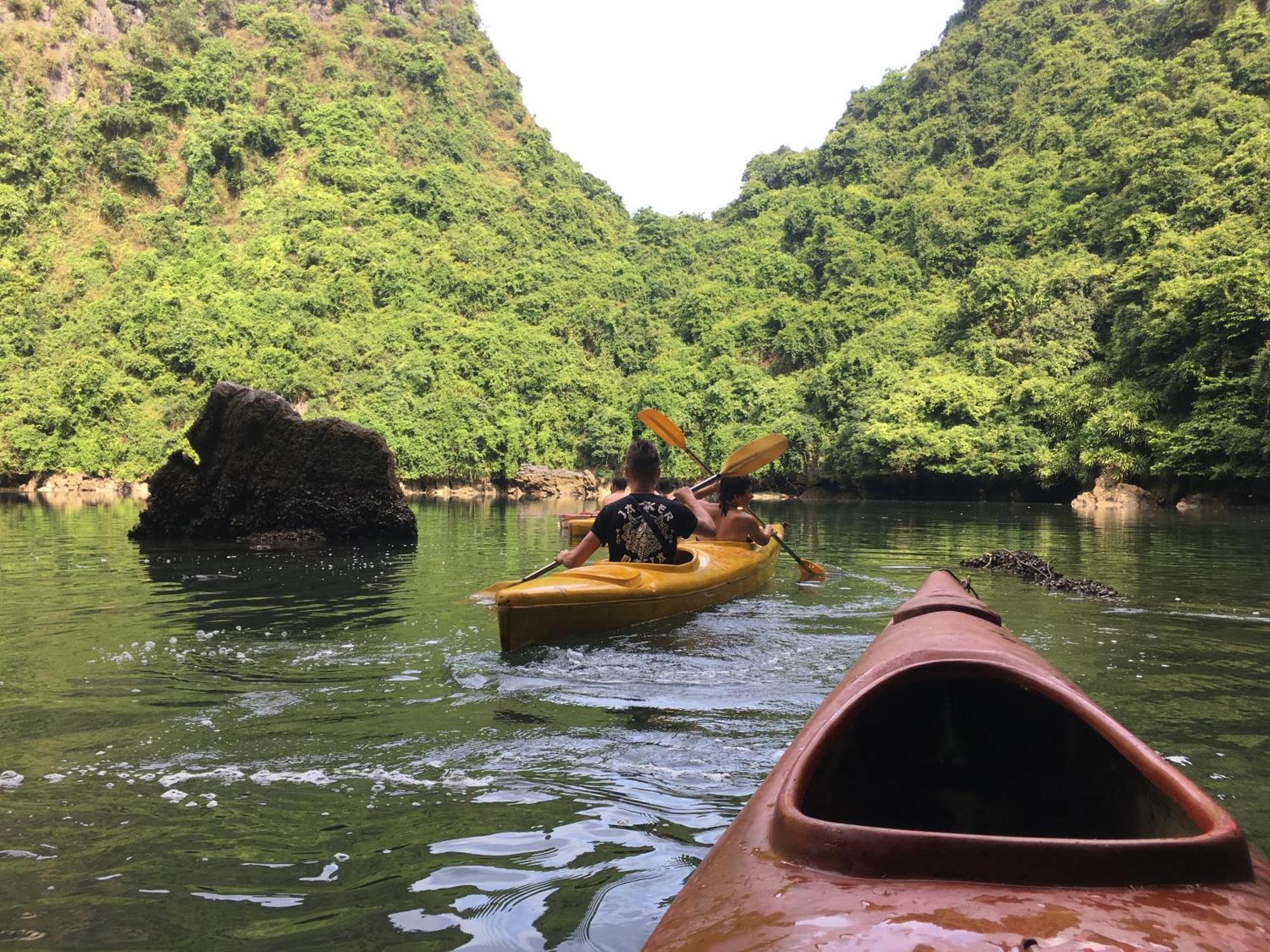 Hotel Cat Ba Bay Cruises Dong Khe Sau Exteriér fotografie