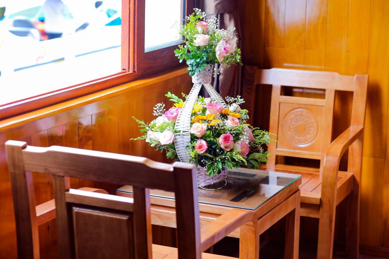 Hotel Cat Ba Bay Cruises Dong Khe Sau Exteriér fotografie